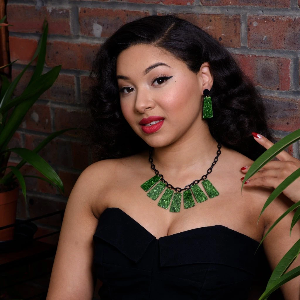 Accessories Bow & Crossbones Marcella Necklace - Green Marbled 4 Accessories Bow & Crossbones Marcella Necklace - Green Marbled