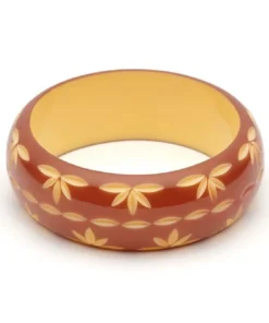 Splendette Wide Carved Bangle Duchess - Café