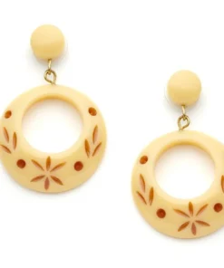Splendette Carved Drop Hoop Earrings - Lait