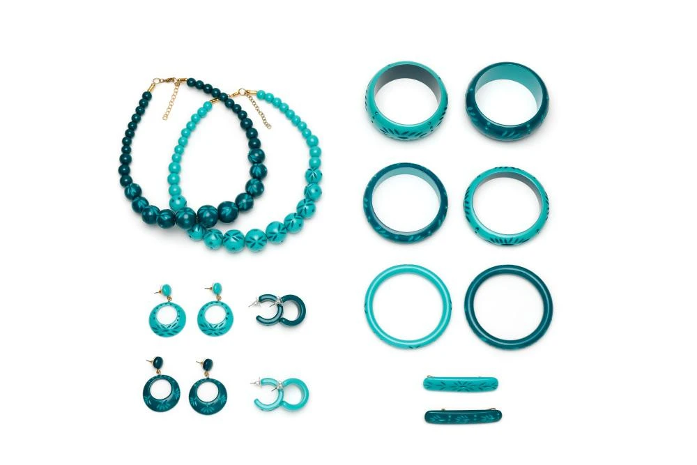 Splendette Carved Hoop Earrings - Nymph 4 Splendette Carved Hoop Earrings - Nymph