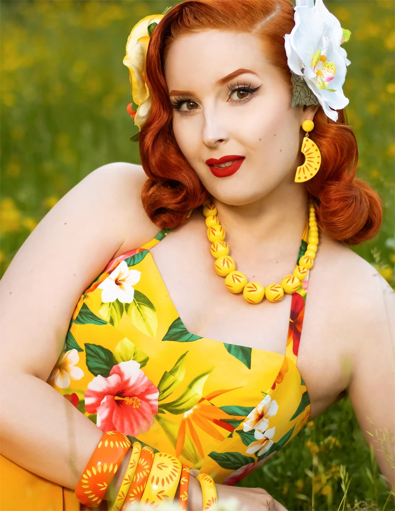 Splendette Sunrise Carved Bead Necklace 4 Splendette Sunrise Carved Bead Necklace