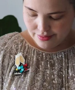 Erstwilder An Australian Christmas A Champagne Christmas Brooch